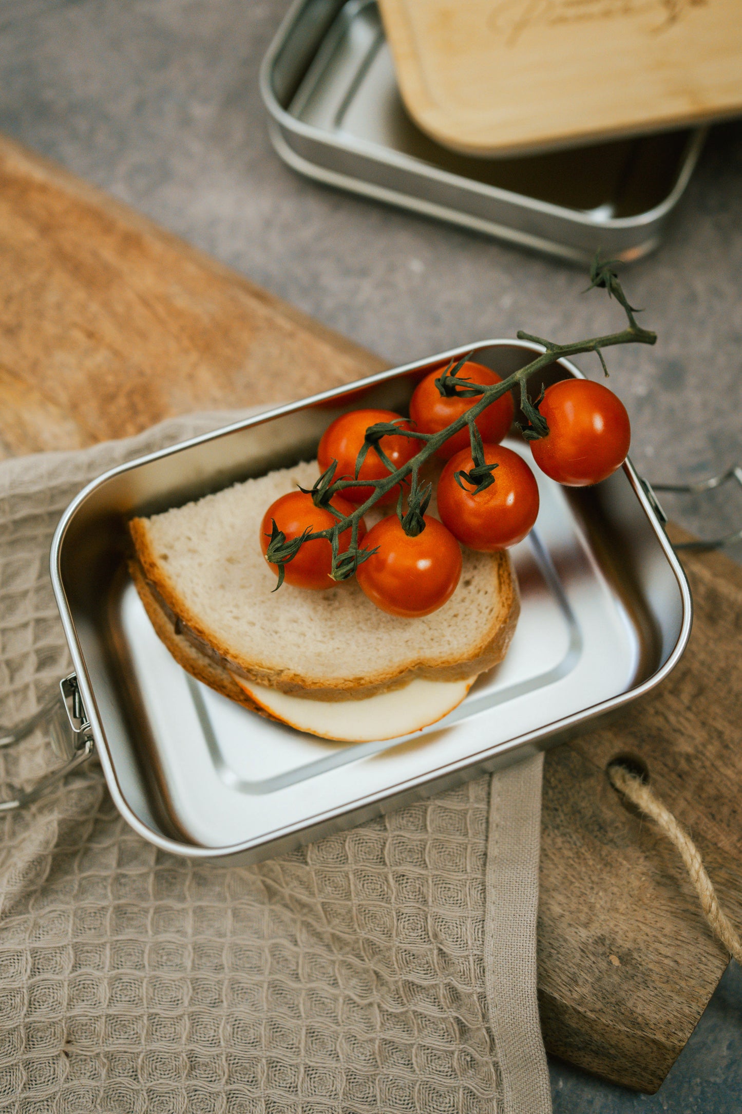 Große Lunchbox mit Bambusdeckel "Mach mal Pause"